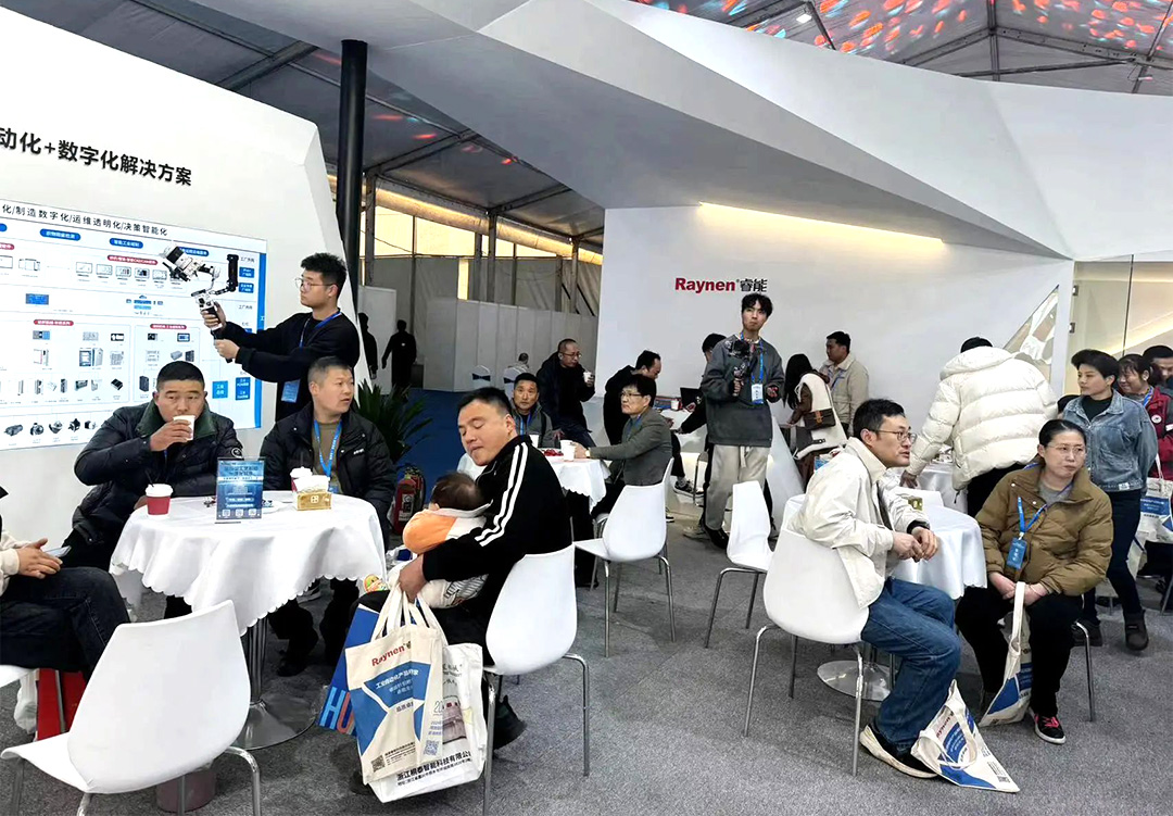 濮院展會精彩回顧 | 睿能展位人潮涌動，行業(yè)前沿技術(shù)一覽無余https://mmbiz.qpic.cn/mmbiz_jpg/uVPLicGse1zfSGAnFj8sU92BkOhtqnEerEJasH17wcFWMmXUSNBo3ibFJKHRHTG82ccnGjNOMEhdcbEAZuheWEIQ/640?wx_fmt=jpeg&from=appmsg&tp=wxpic&wxfrom=5&wx_(圖10)